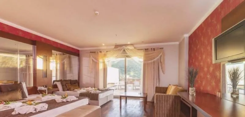 Maira Deluxe Resort Turgutreis Turkije