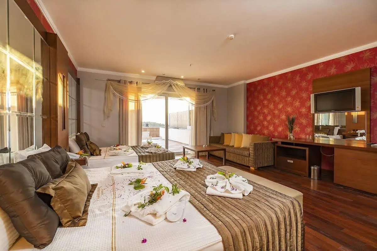 Maira Deluxe Resort Turgutreis Hotel